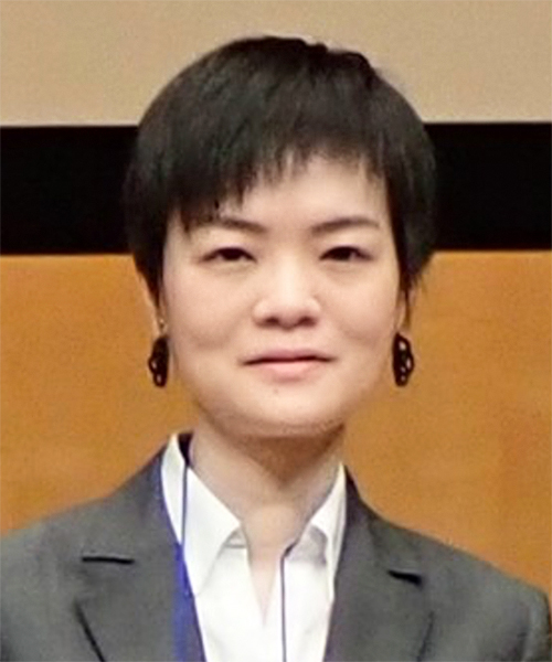 Emi Narita